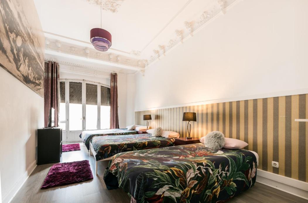 M&F 7 Rooms/7 Bathrooms Over Gran Via Madri Exterior foto