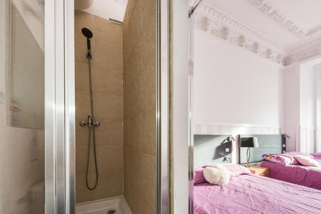 M&F 7 Rooms/7 Bathrooms Over Gran Via Madri Exterior foto