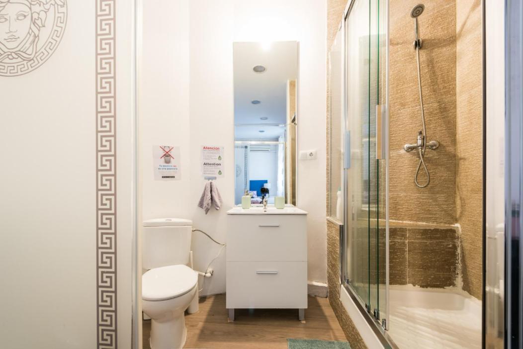 M&F 7 Rooms/7 Bathrooms Over Gran Via Madri Exterior foto